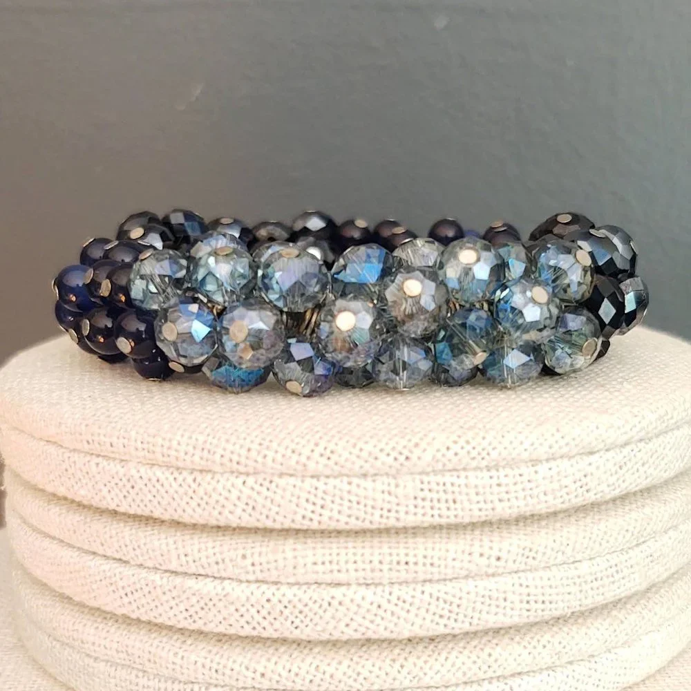 Blue glass and crystal beaded stretch bracelet